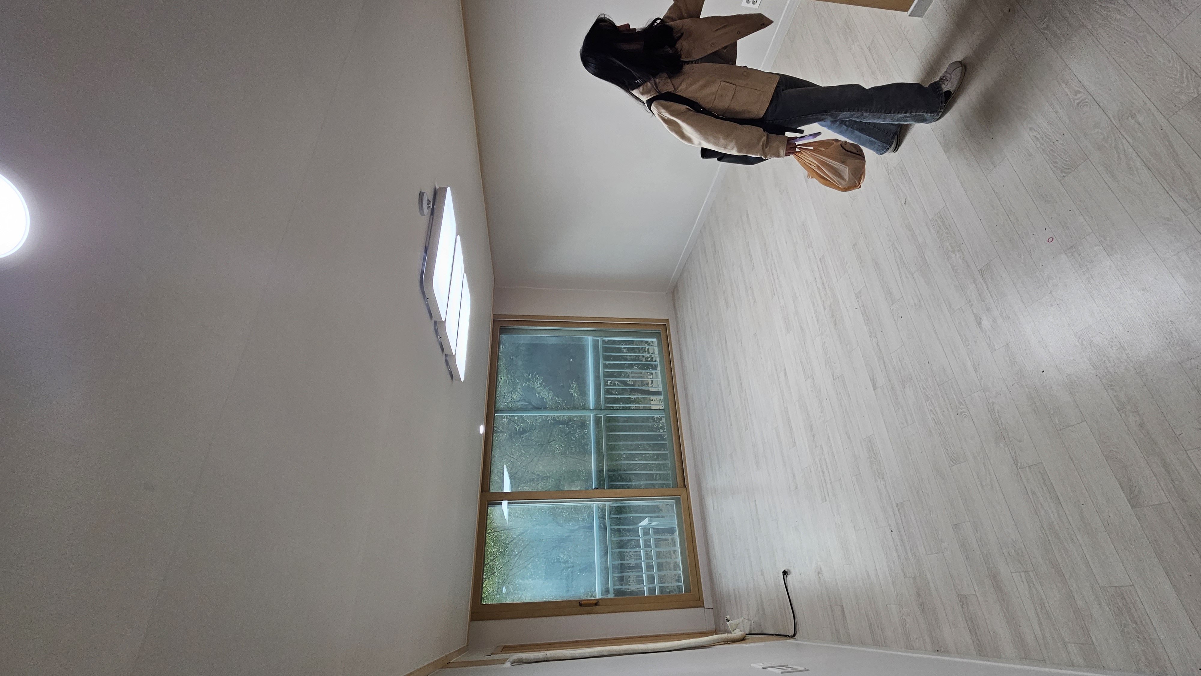 이문동 e편한세상 25평형 샤시 교체 문의 견적의뢰 첨부 이미지 5 - 20261016_163809.jpg