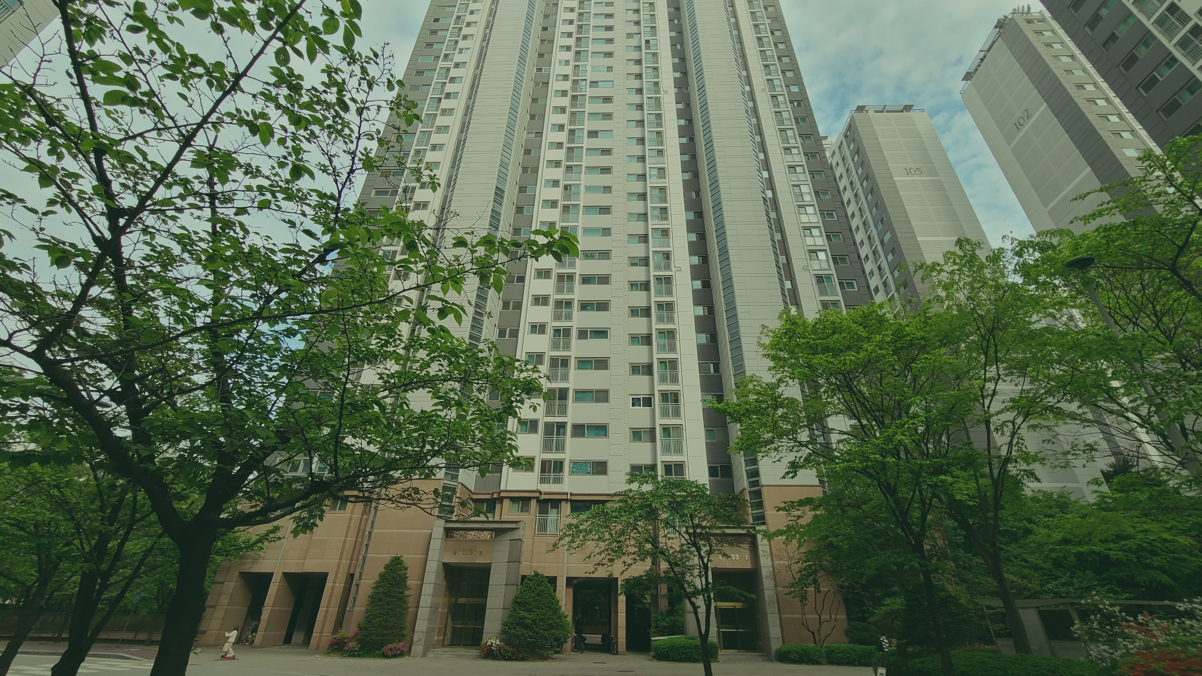 잠실 엘스아파트, 우드 프레임으로 방·부엌·발코니를 하나로 묶은 창호 교체 기록 시공 사진 11