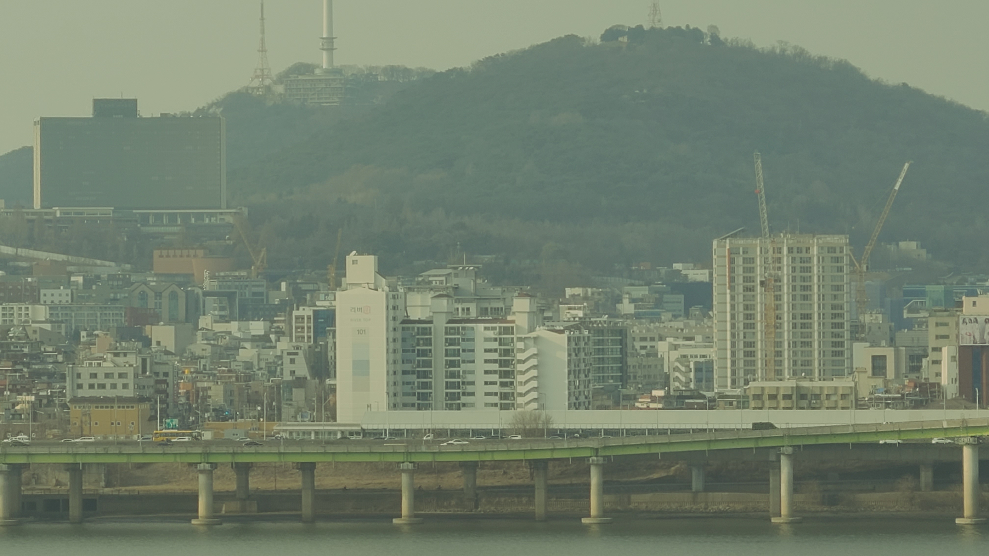 잠원동 한강아파트, 여닫기 편한 LX 지인 창문으로 바뀐 날 시공 사진 11