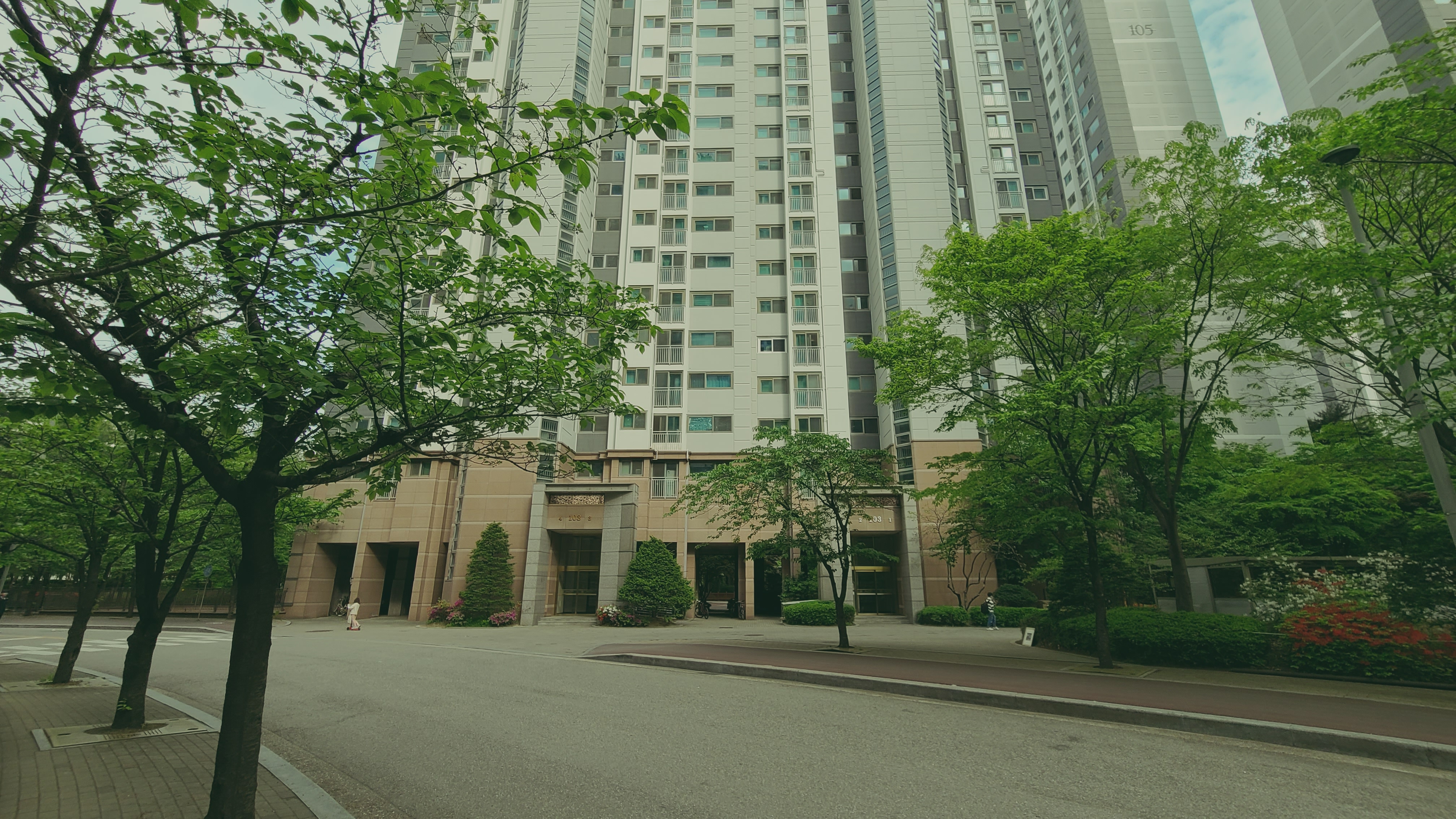 잠실 엘스아파트, 우드 프레임으로 방·부엌·발코니를 하나로 묶은 창호 교체 기록 시공 사진 9