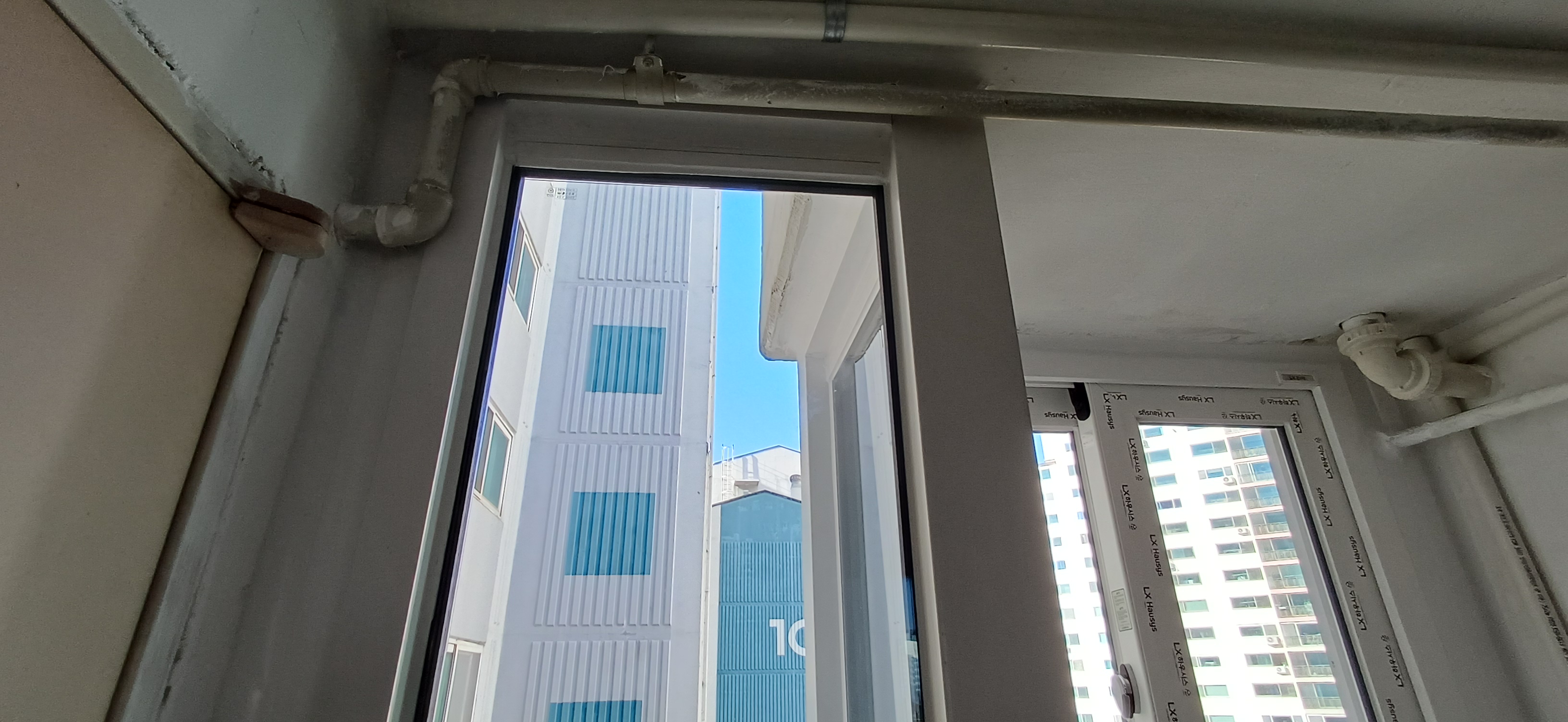 상계동 양우아파트 창호 교체기 — 외풍 새던 낡은 창이 조용한 방으로 시공 사진 11